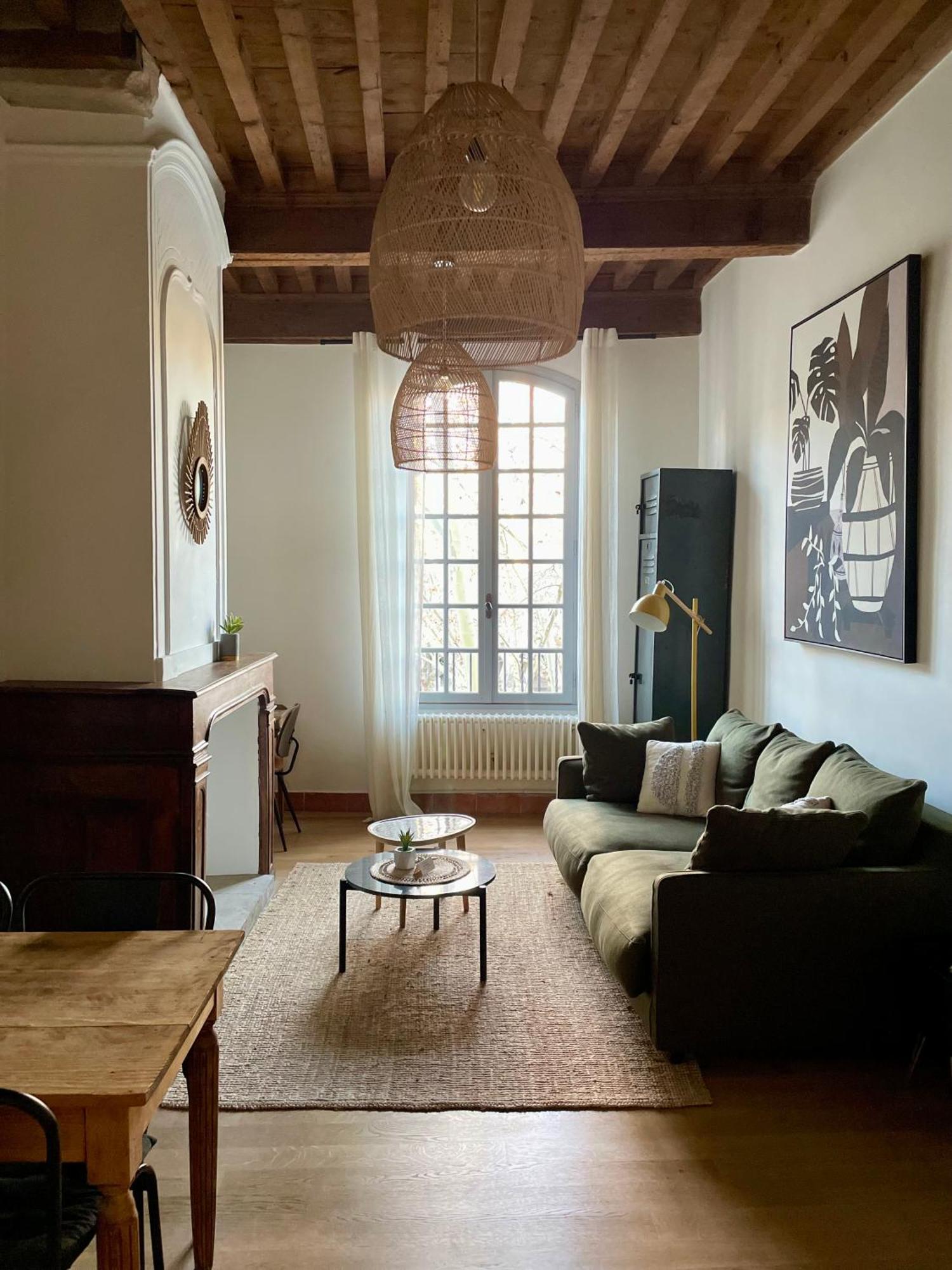 La Boheme Place Aux Herbes 위제 외부 사진